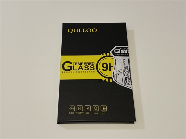 QULLOOのiPhone11pro用背面強化ガラスフィルム